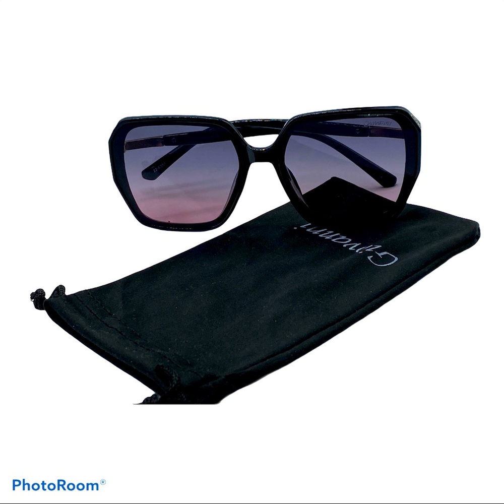 Woman sunglasses plastic polarized black